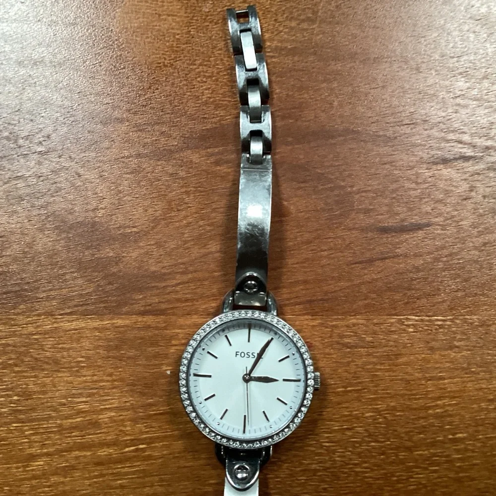 Fossil Crystal Pave White Dial Silver-tone Women’s Watch BQ 3162